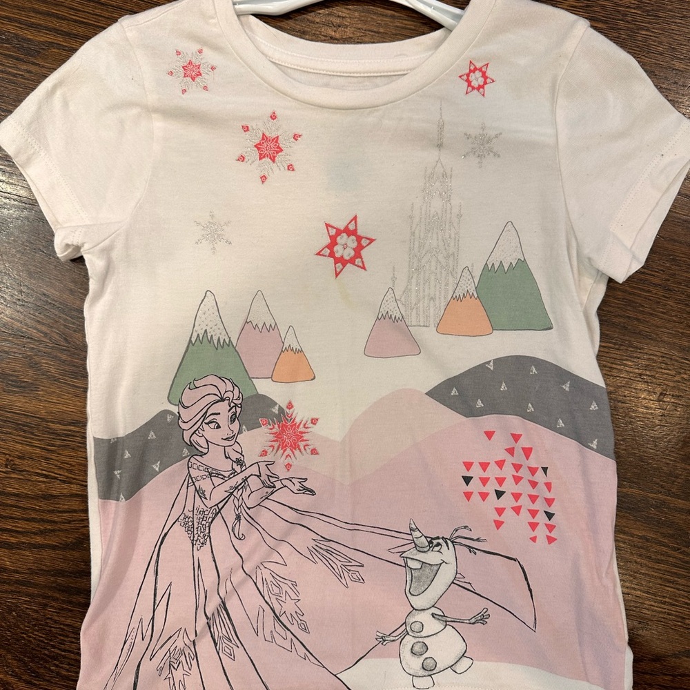Disney Frozen Elsa & Olaf shirt